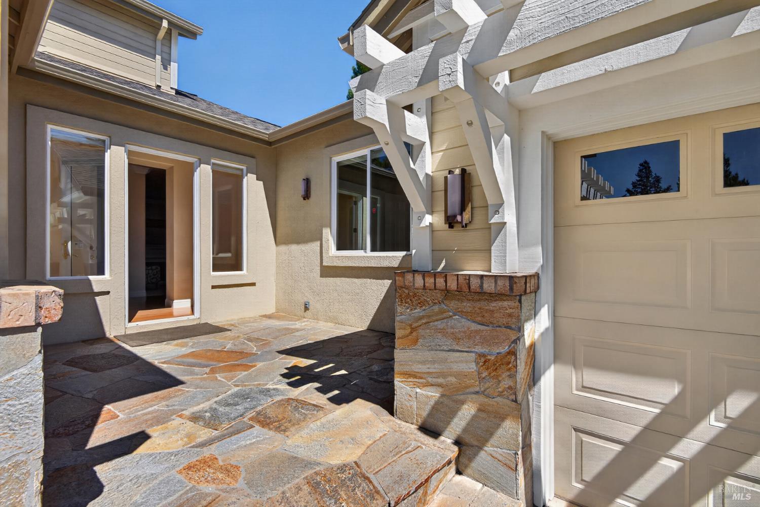 3660 Banbury Court Santa Rosa CA 95404