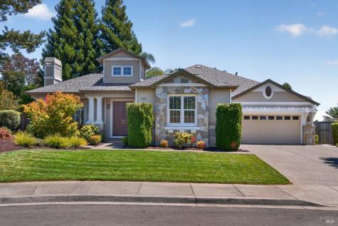 3660 Banbury Court Santa Rosa CA 95404