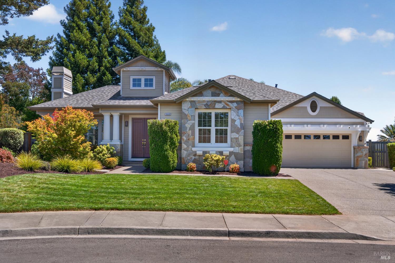 3660 Banbury Court Santa Rosa CA 95404