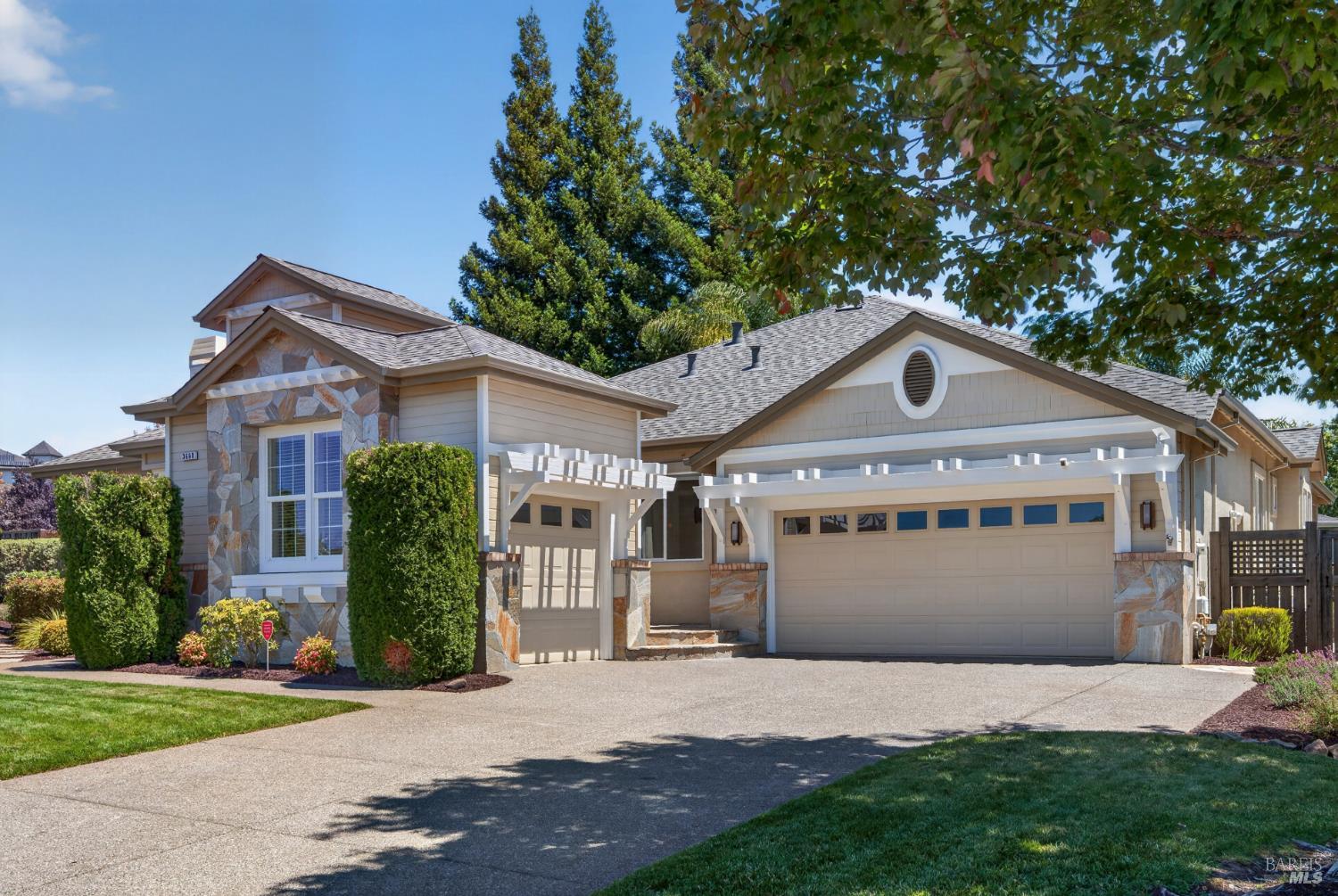 3660 Banbury Court Santa Rosa CA 95404