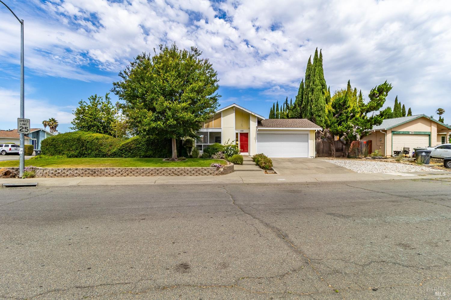1018 Woodlark Court Suisun City CA 94585