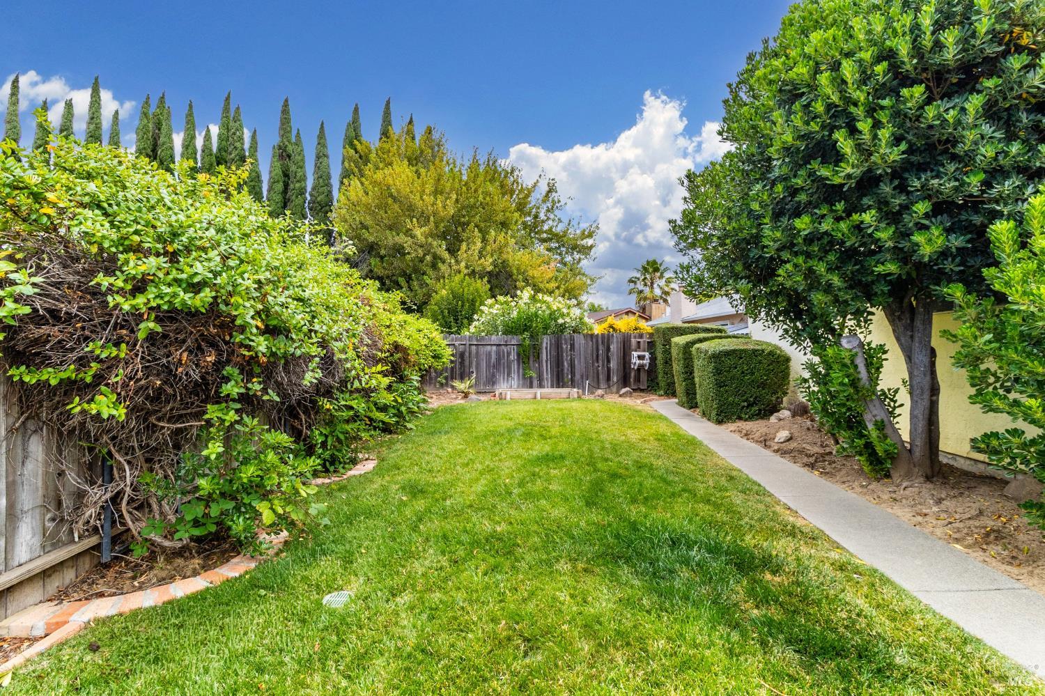 1018 Woodlark Court Suisun City CA 94585