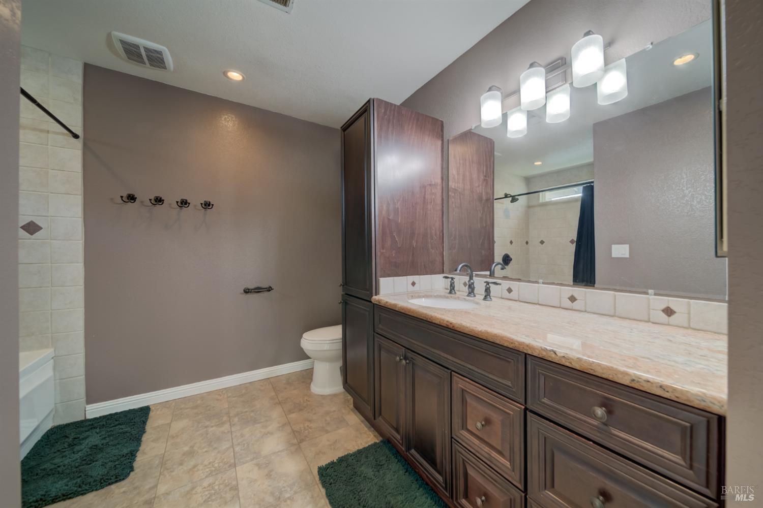 267 Sunridge Way Vacaville CA 95688