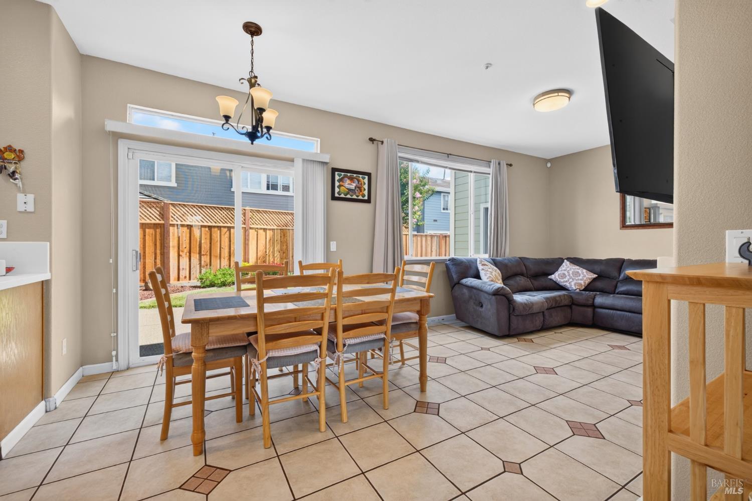 1452 Capri Avenue Petaluma CA 94954