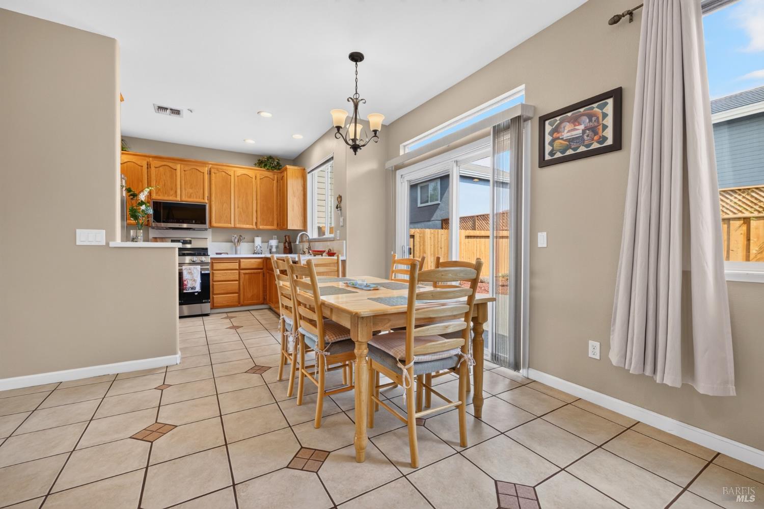 1452 Capri Avenue Petaluma CA 94954