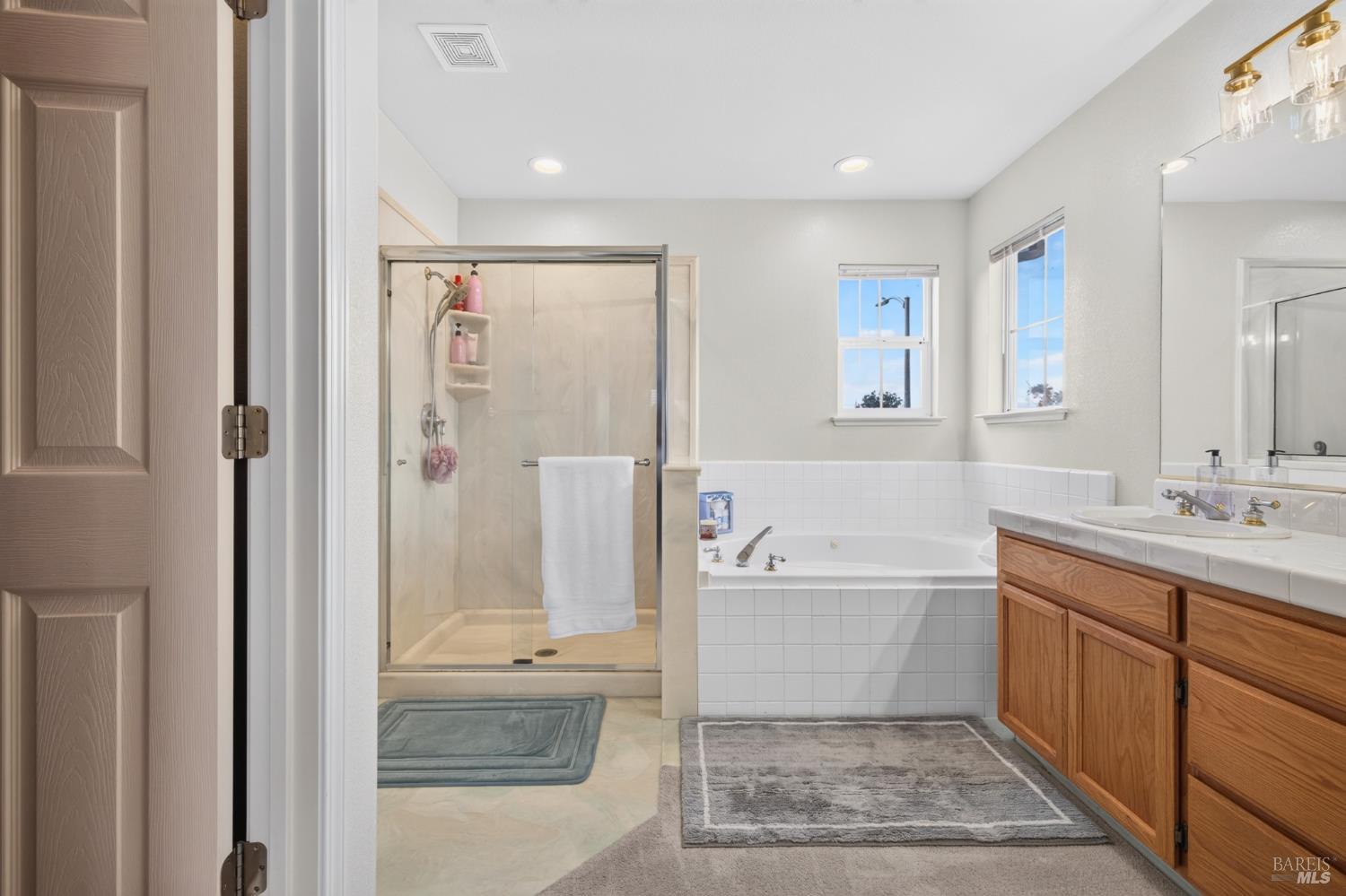 1452 Capri Avenue Petaluma CA 94954