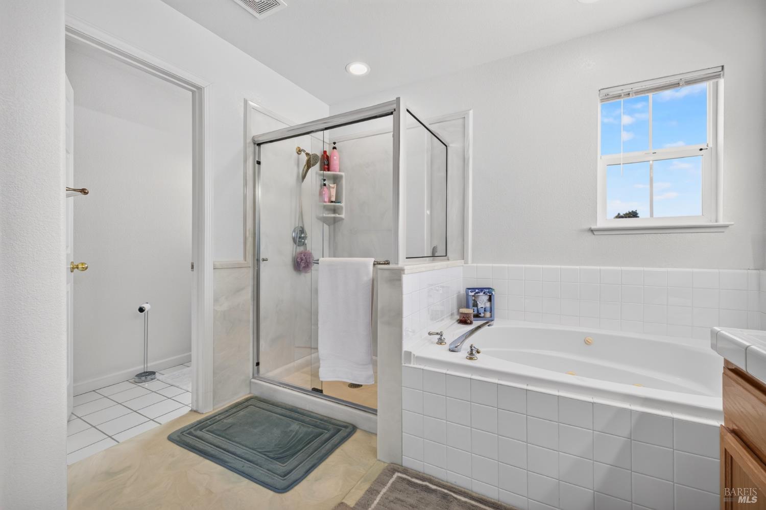 1452 Capri Avenue Petaluma CA 94954