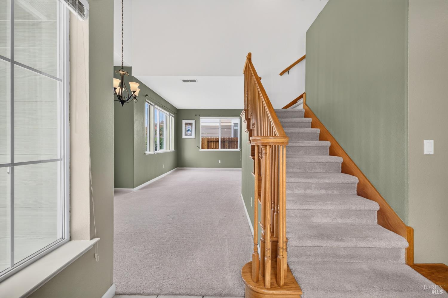 1452 Capri Avenue Petaluma CA 94954
