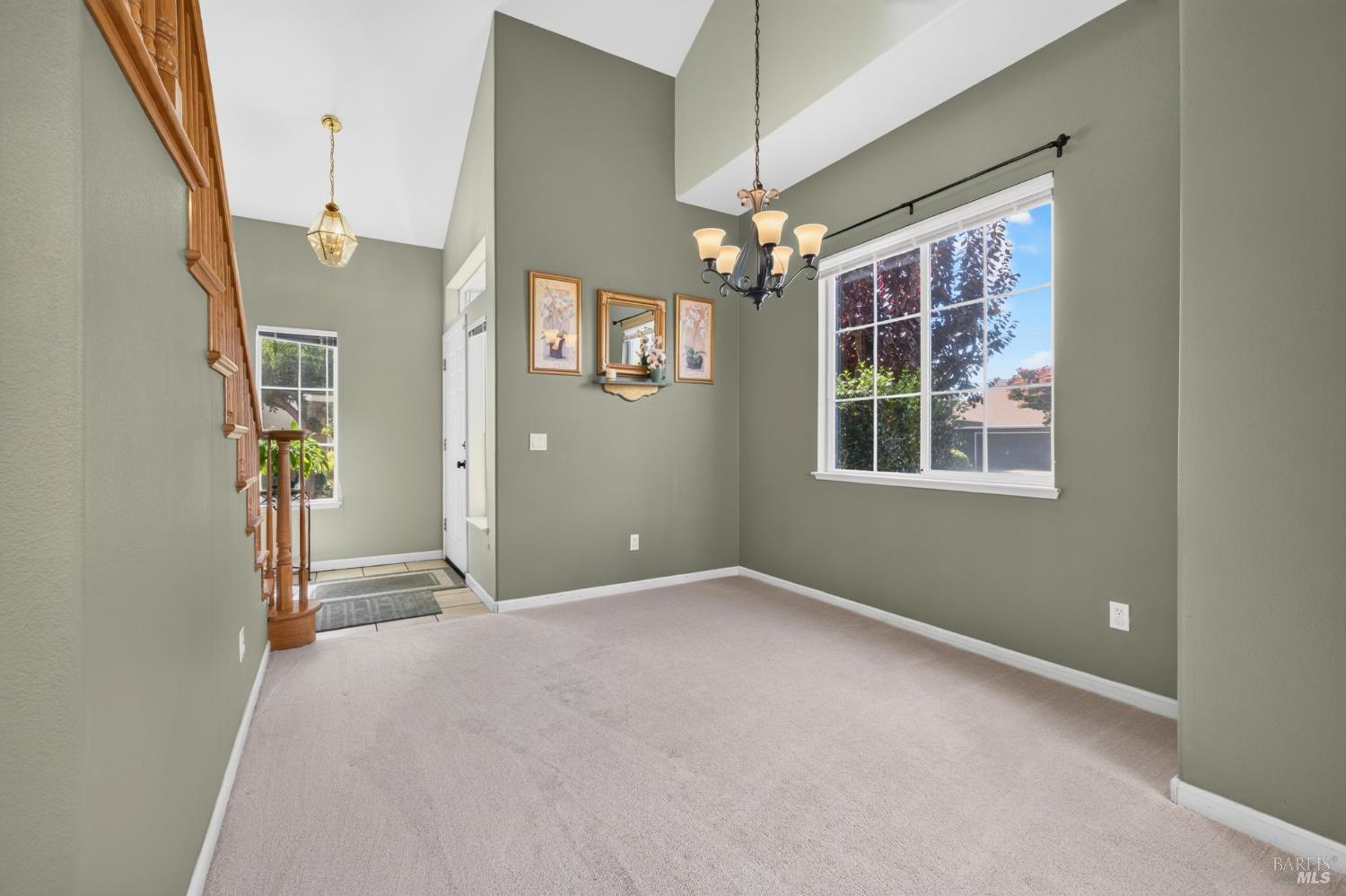 1452 Capri Avenue Petaluma CA 94954