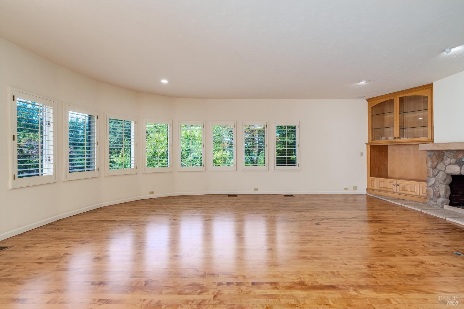 1910 Ridgeview Lane St. Helena CA 94574