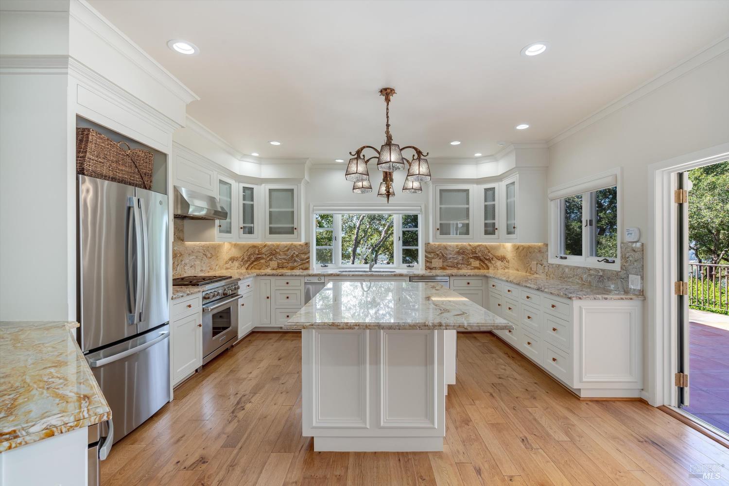 1910 Ridgeview Lane St. Helena CA 94574