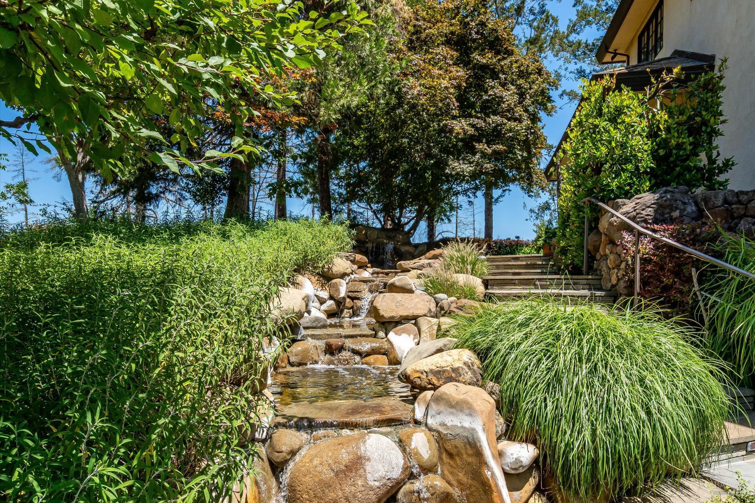 1910 Ridgeview Lane St. Helena CA 94574