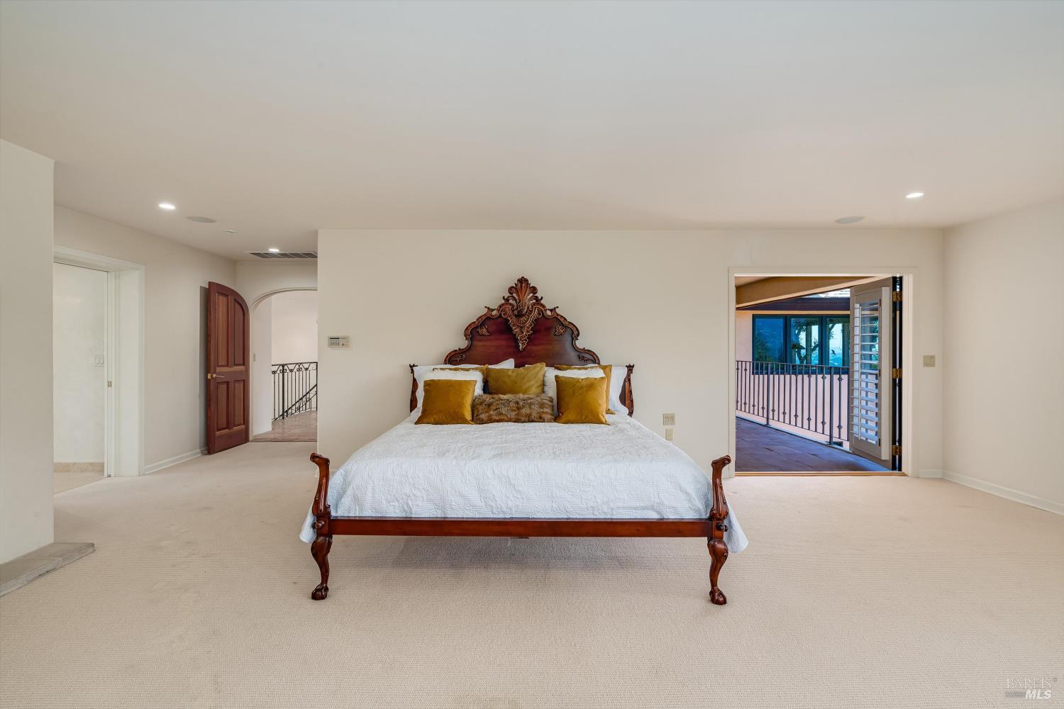 1910 Ridgeview Lane St. Helena CA 94574