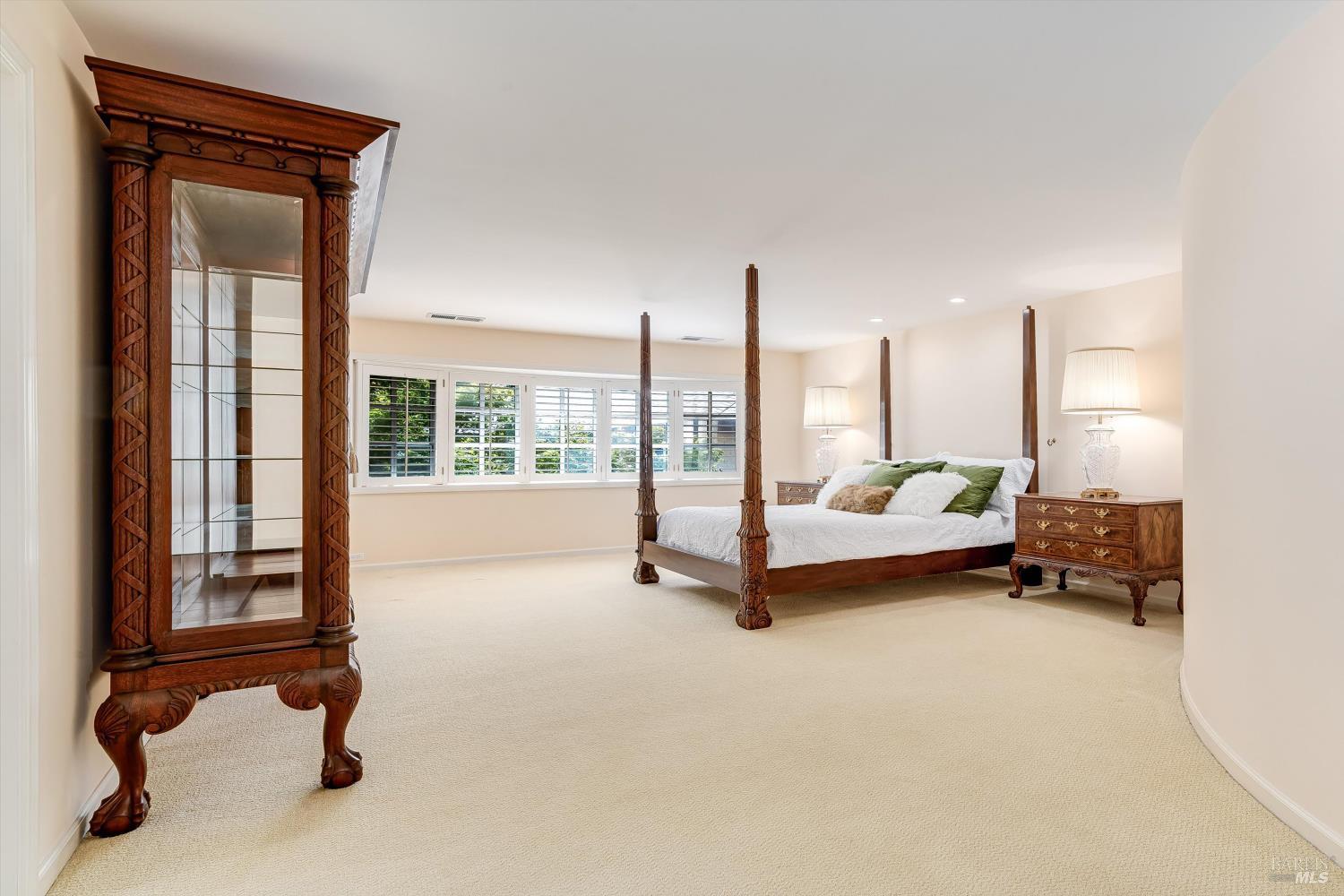 1910 Ridgeview Lane St. Helena CA 94574