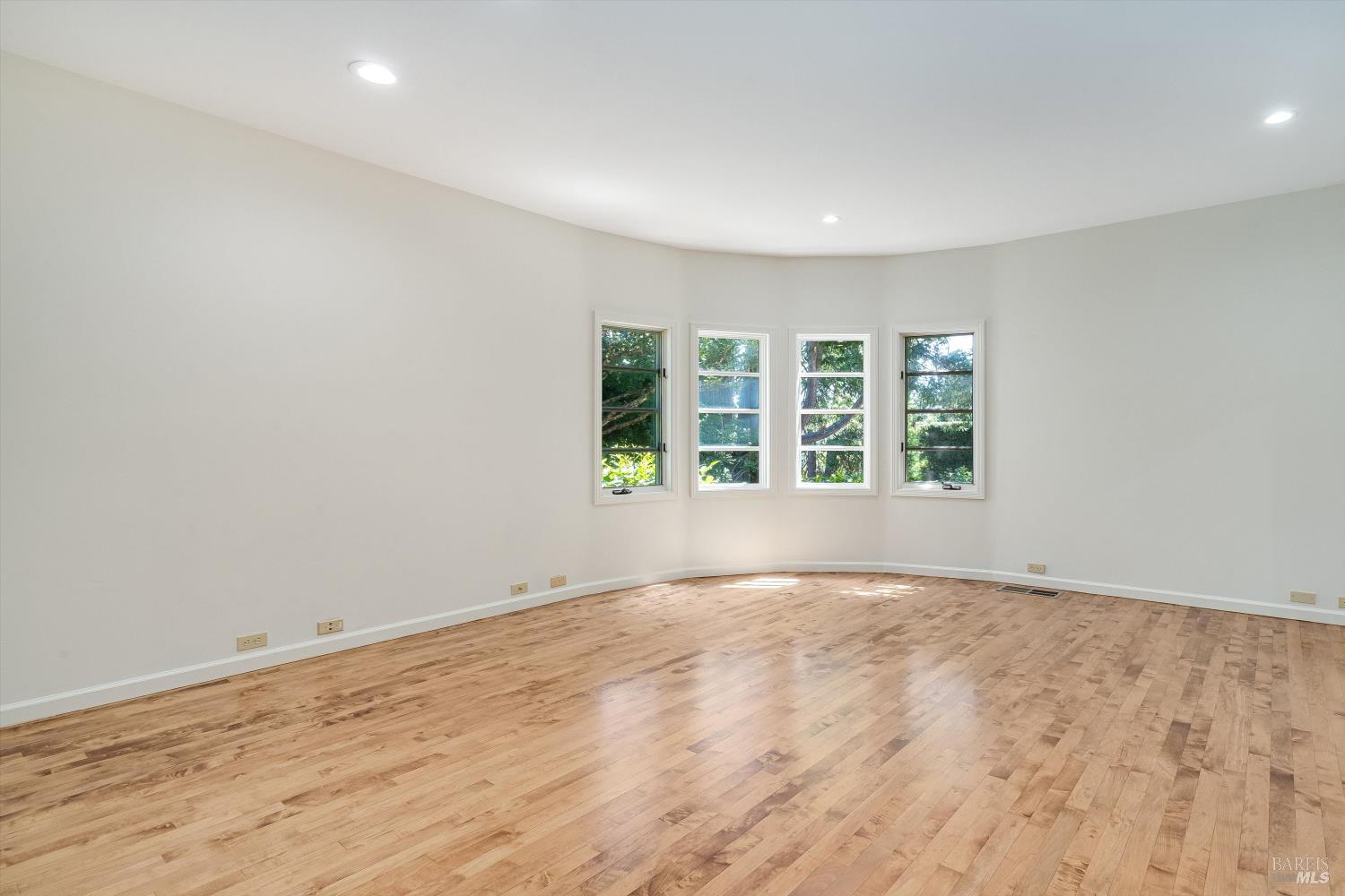 1910 Ridgeview Lane St. Helena CA 94574