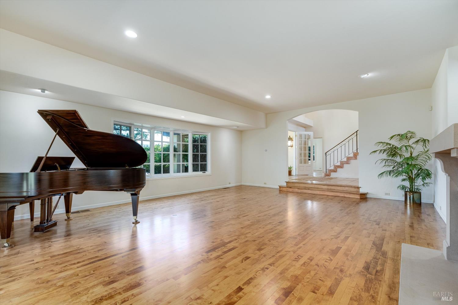 1910 Ridgeview Lane St. Helena CA 94574
