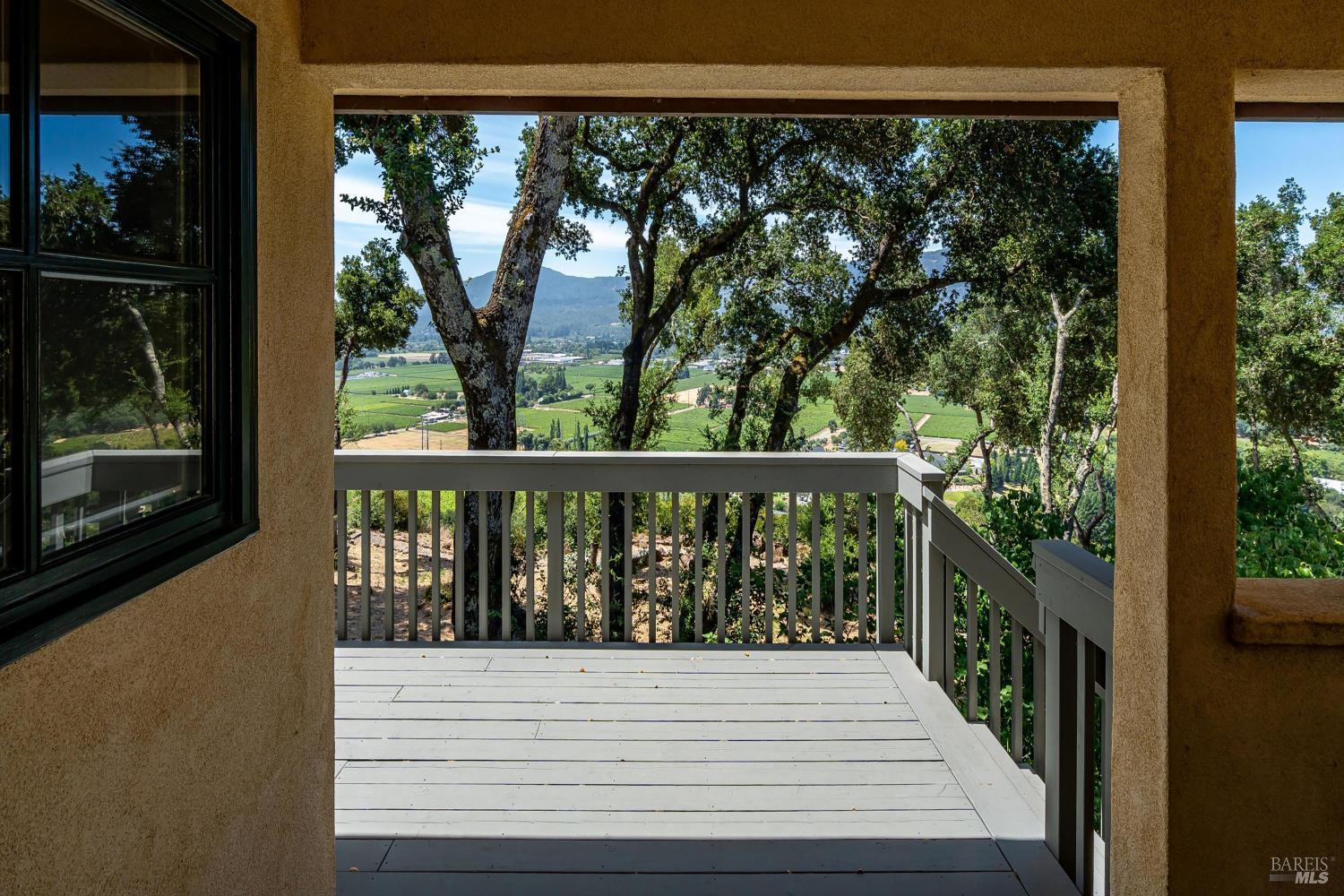 1910 Ridgeview Lane St. Helena CA 94574