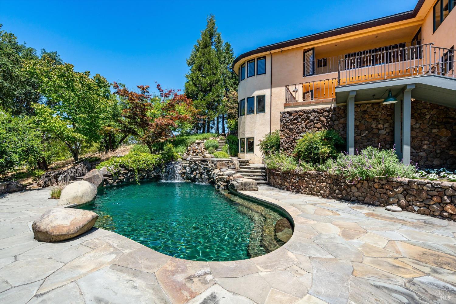 1910 Ridgeview Lane St. Helena CA 94574
