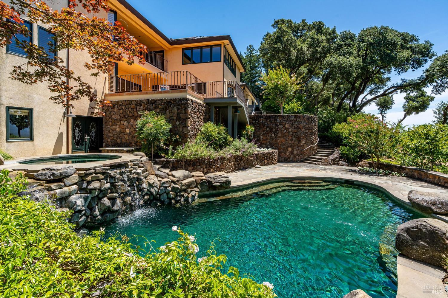 1910 Ridgeview Lane St. Helena CA 94574