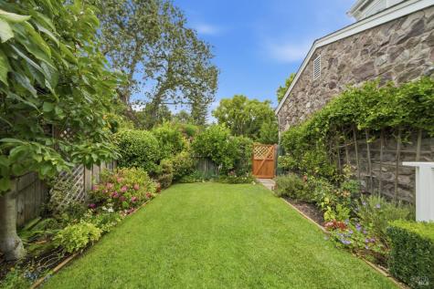 901 Donner Avenue Sonoma CA 95476