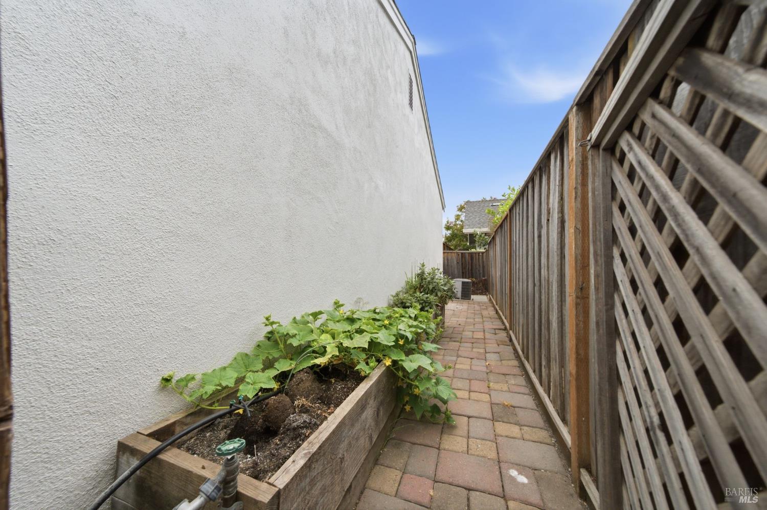 901 Donner Avenue Sonoma CA 95476