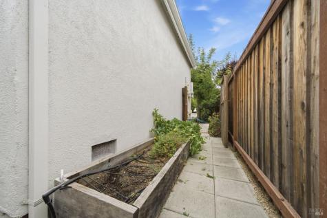 901 Donner Avenue Sonoma CA 95476