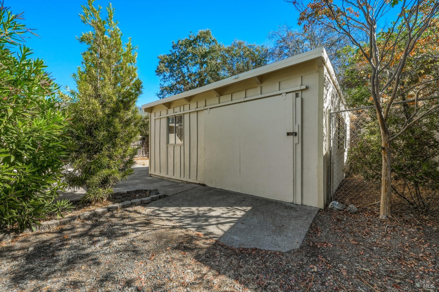 4262 Country Club Drive Lucerne CA 95458