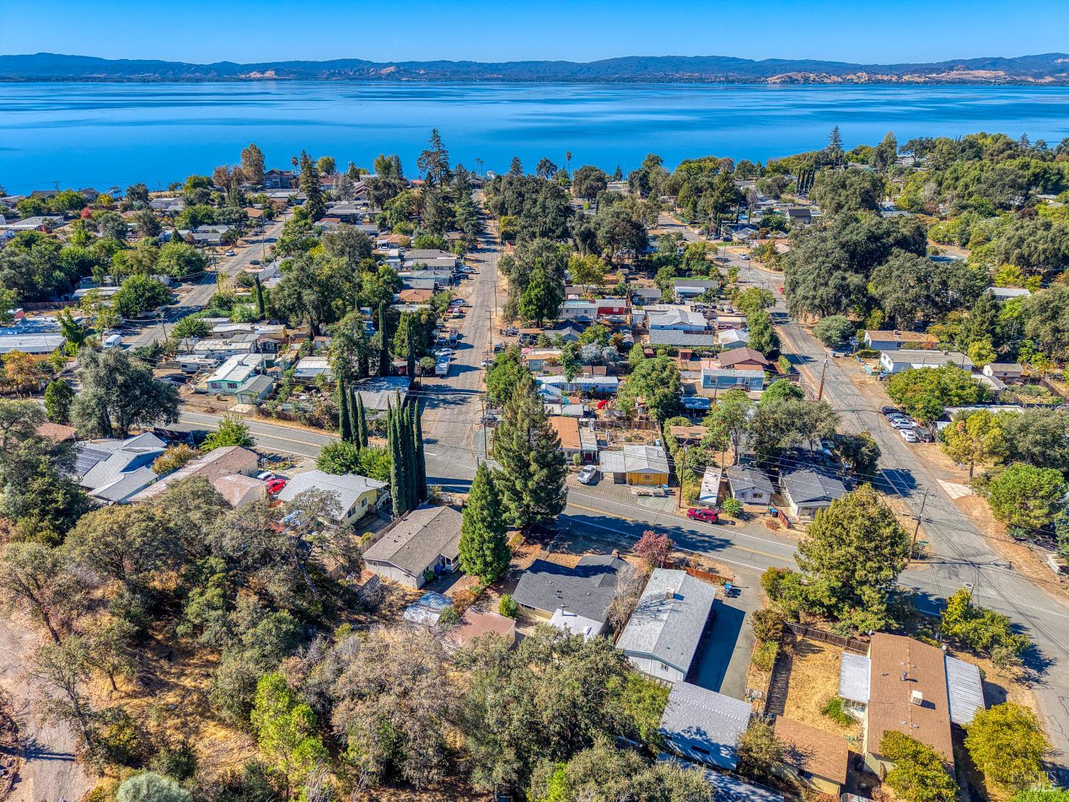 4262 Country Club Drive Lucerne CA 95458