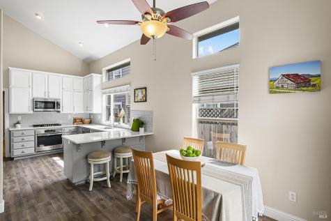 4721 Starbuck Avenue Santa Rosa CA 95409