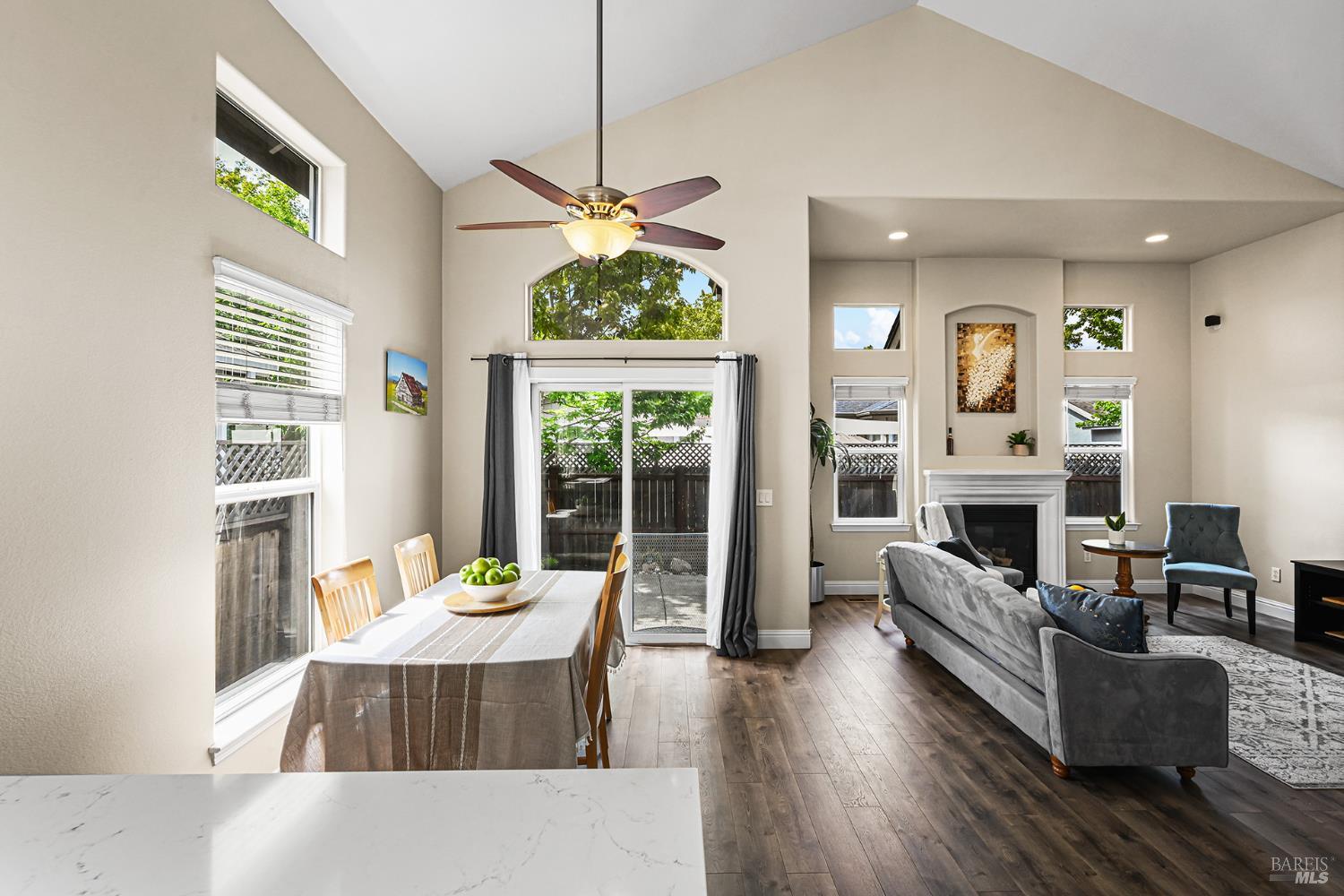 4721 Starbuck Avenue Santa Rosa CA 95409