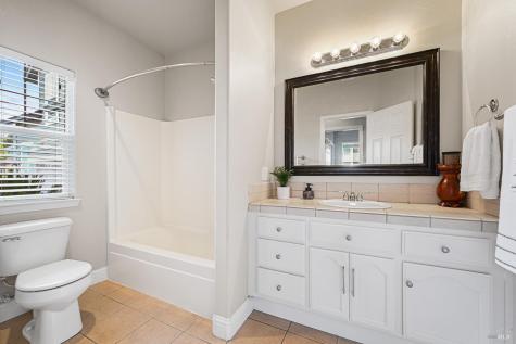 4721 Starbuck Avenue Santa Rosa CA 95409