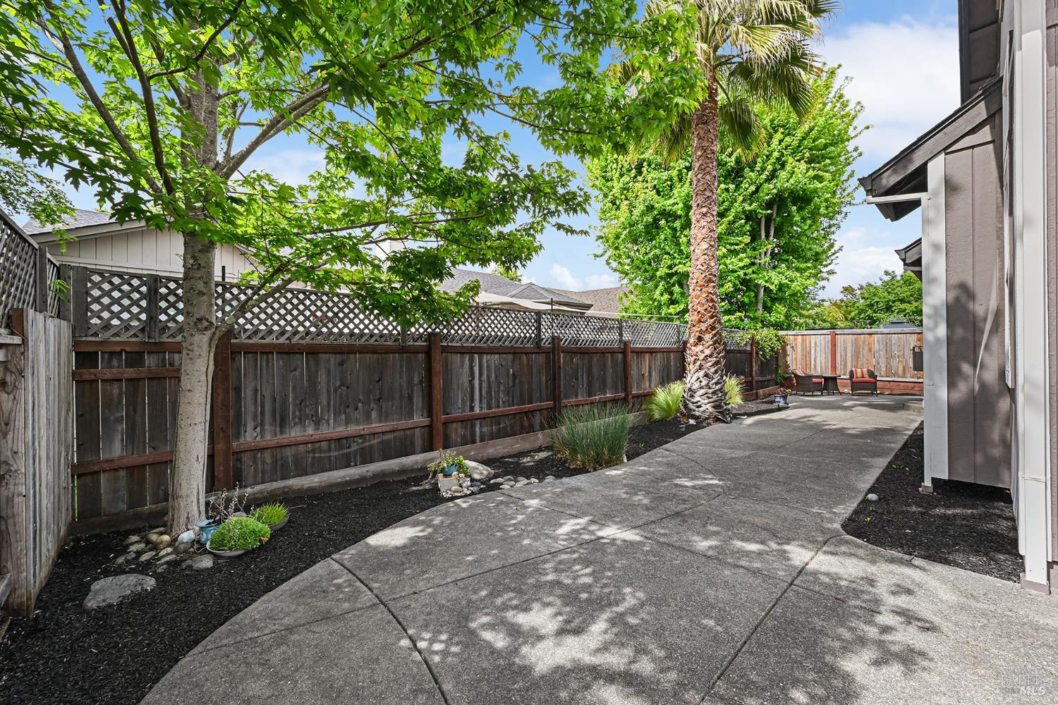 4721 Starbuck Avenue Santa Rosa CA 95409