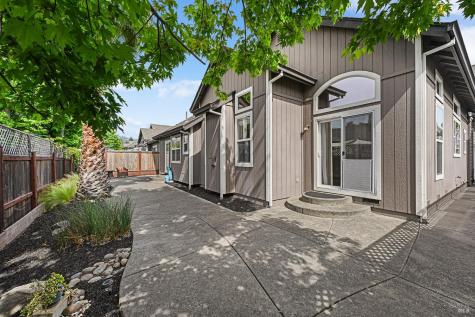 4721 Starbuck Avenue Santa Rosa CA 95409