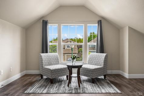 4721 Starbuck Avenue Santa Rosa CA 95409