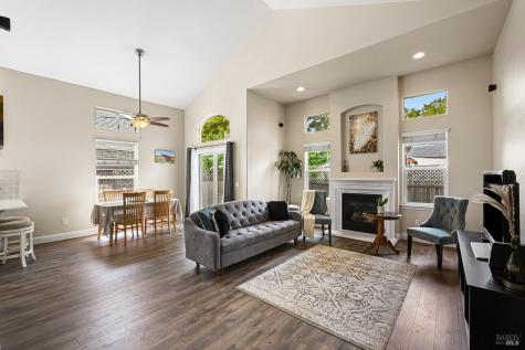 4721 Starbuck Avenue Santa Rosa CA 95409