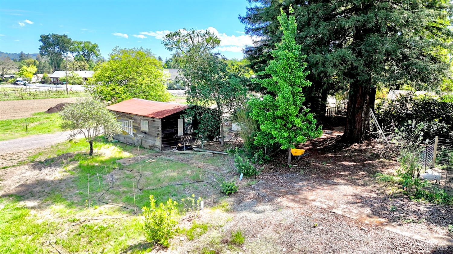 451 W North Street Healdsburg CA 95448