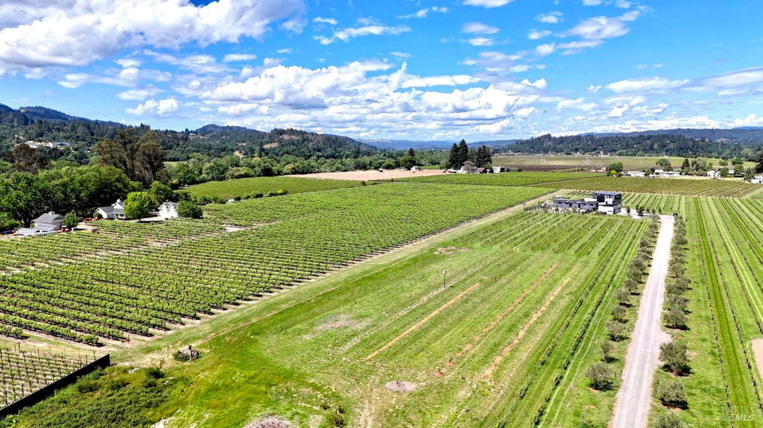 451 W North Street Healdsburg CA 95448
