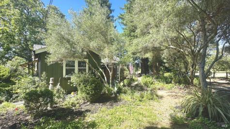 451 W North Street Healdsburg CA 95448