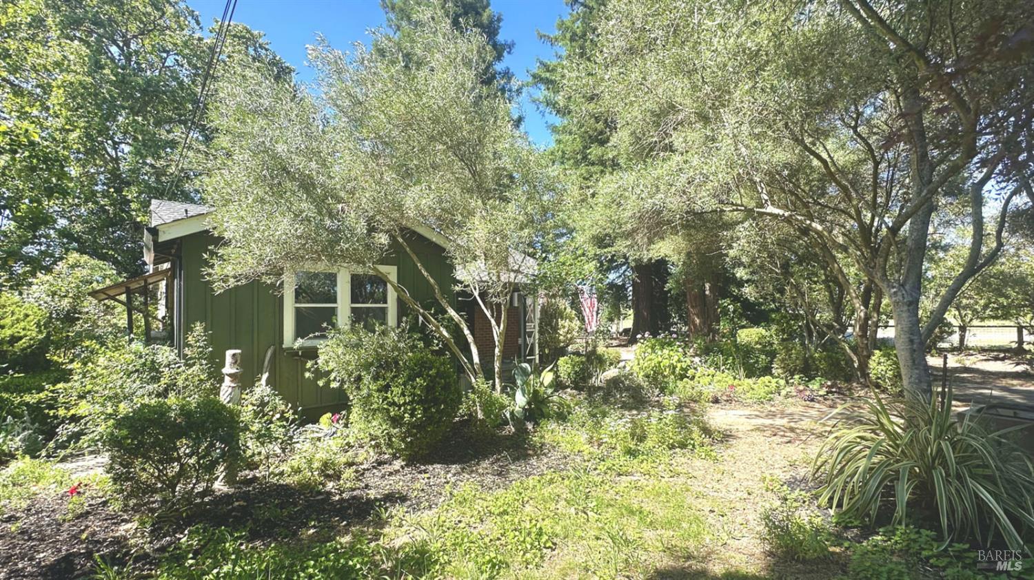451 W North Street Healdsburg CA 95448