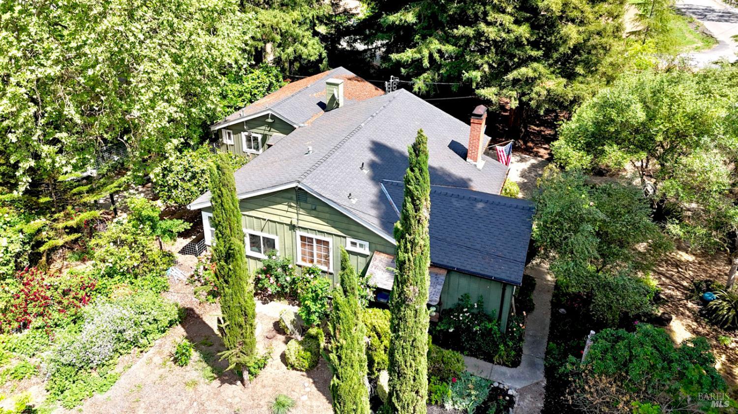 451 W North Street Healdsburg CA 95448