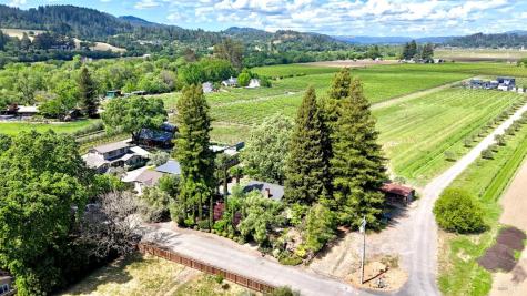 451 W North Street Healdsburg CA 95448