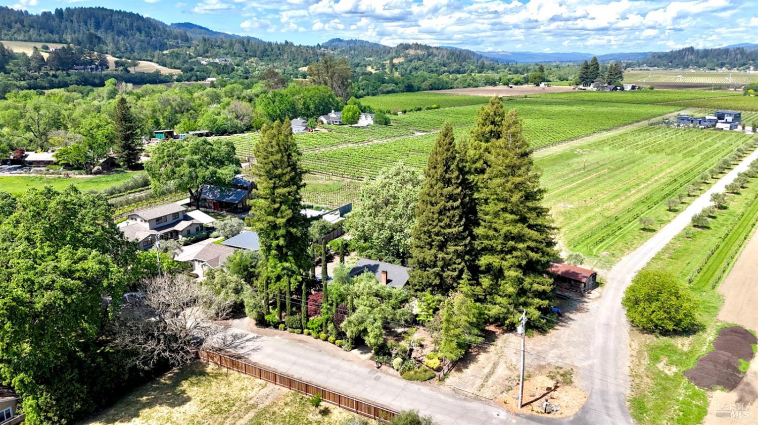 451 W North Street Healdsburg CA 95448