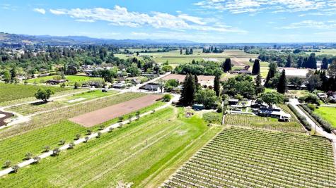 451 W North Street Healdsburg CA 95448