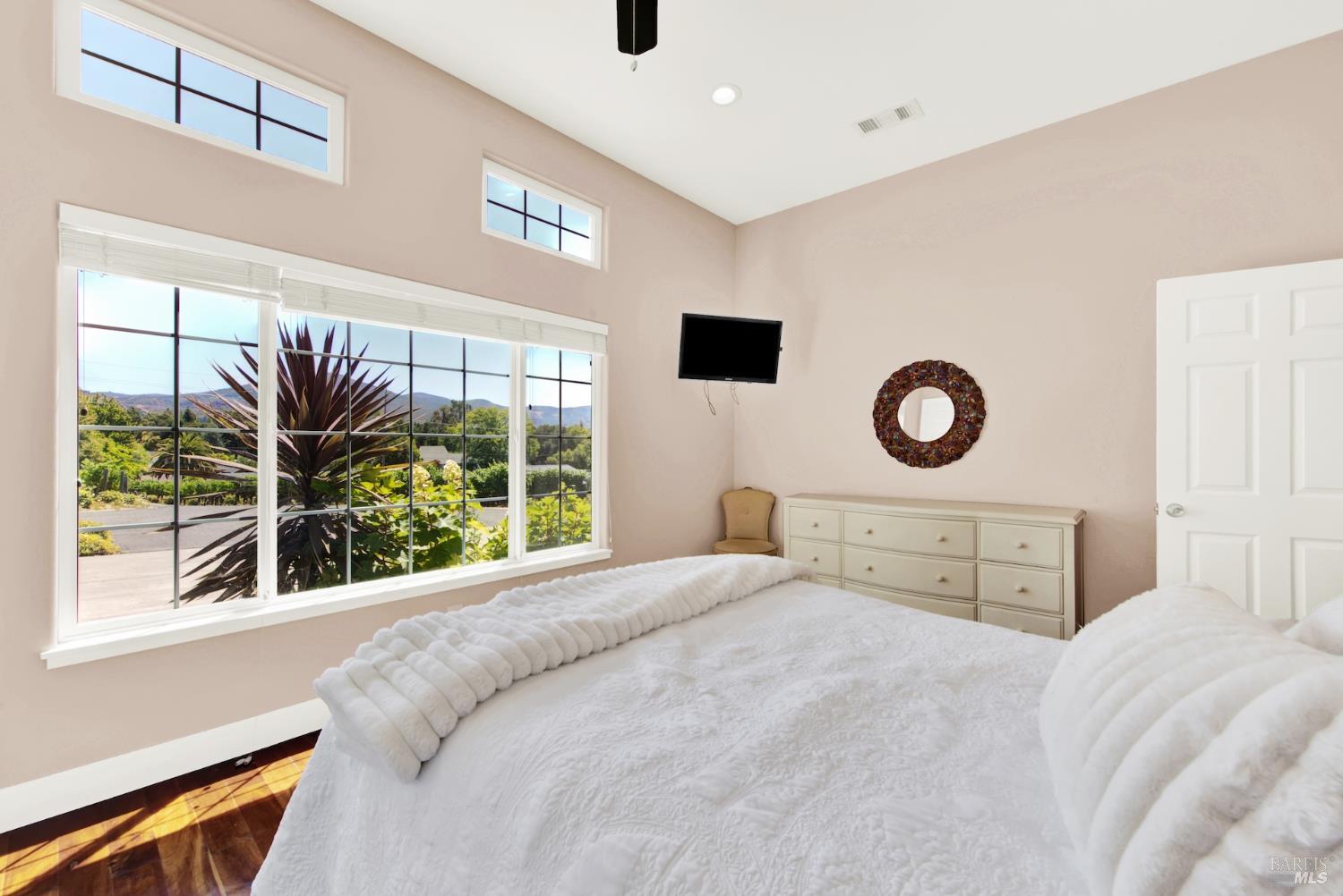 1597 Estee Avenue Napa CA 94558