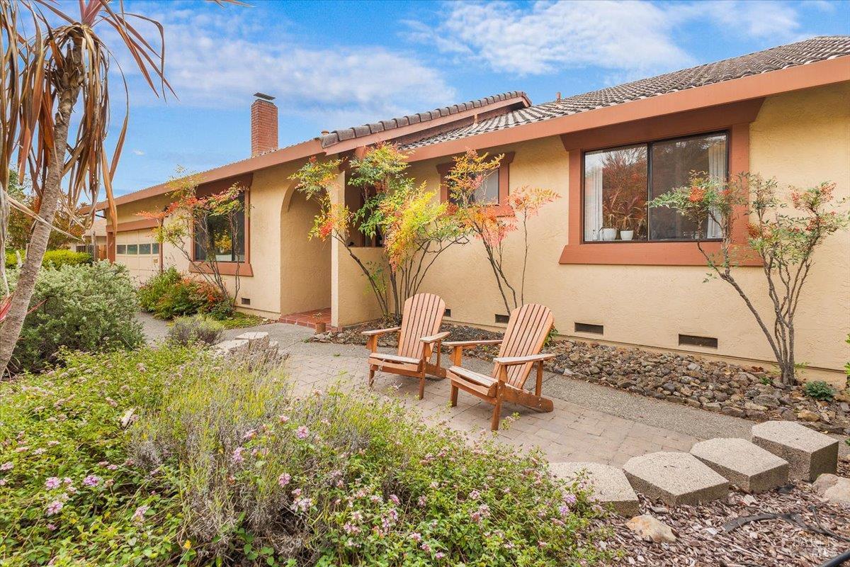 805 Montrose Court Santa Rosa CA 95409