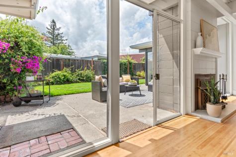 643 Wakerobin Lane San Rafael CA 94903