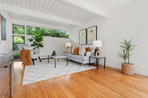643 Wakerobin Lane San Rafael CA 94903