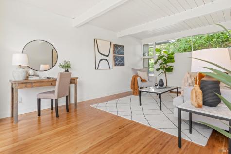 643 Wakerobin Lane San Rafael CA 94903