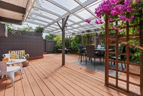 643 Wakerobin Lane San Rafael CA 94903