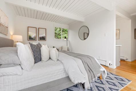 643 Wakerobin Lane San Rafael CA 94903